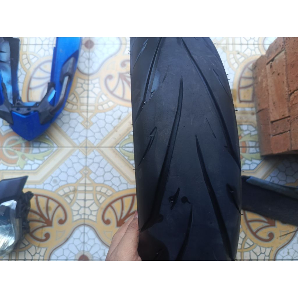 Ban depan belakang motor byson