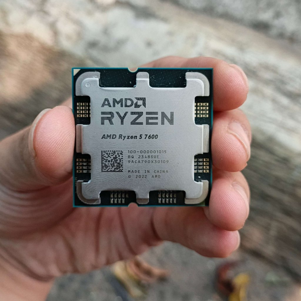AMD RYZEN 5 7600 Tray