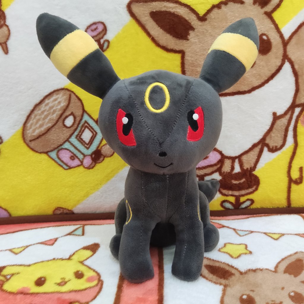 Boneka Pokemon Umbreon ( Cutting Brand )