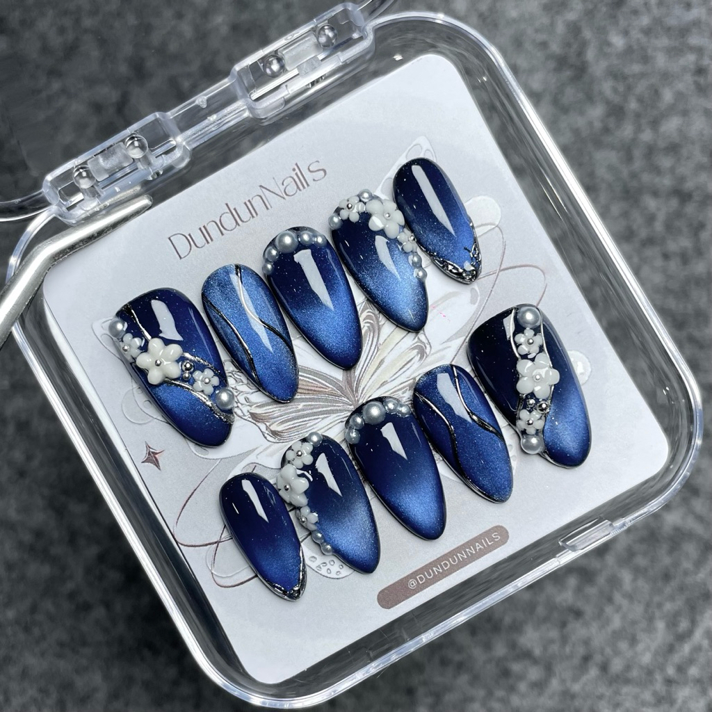 S163 Navy Wedding nails | Nail art wedding navy cat eye  | premium press on nails by dundunnails