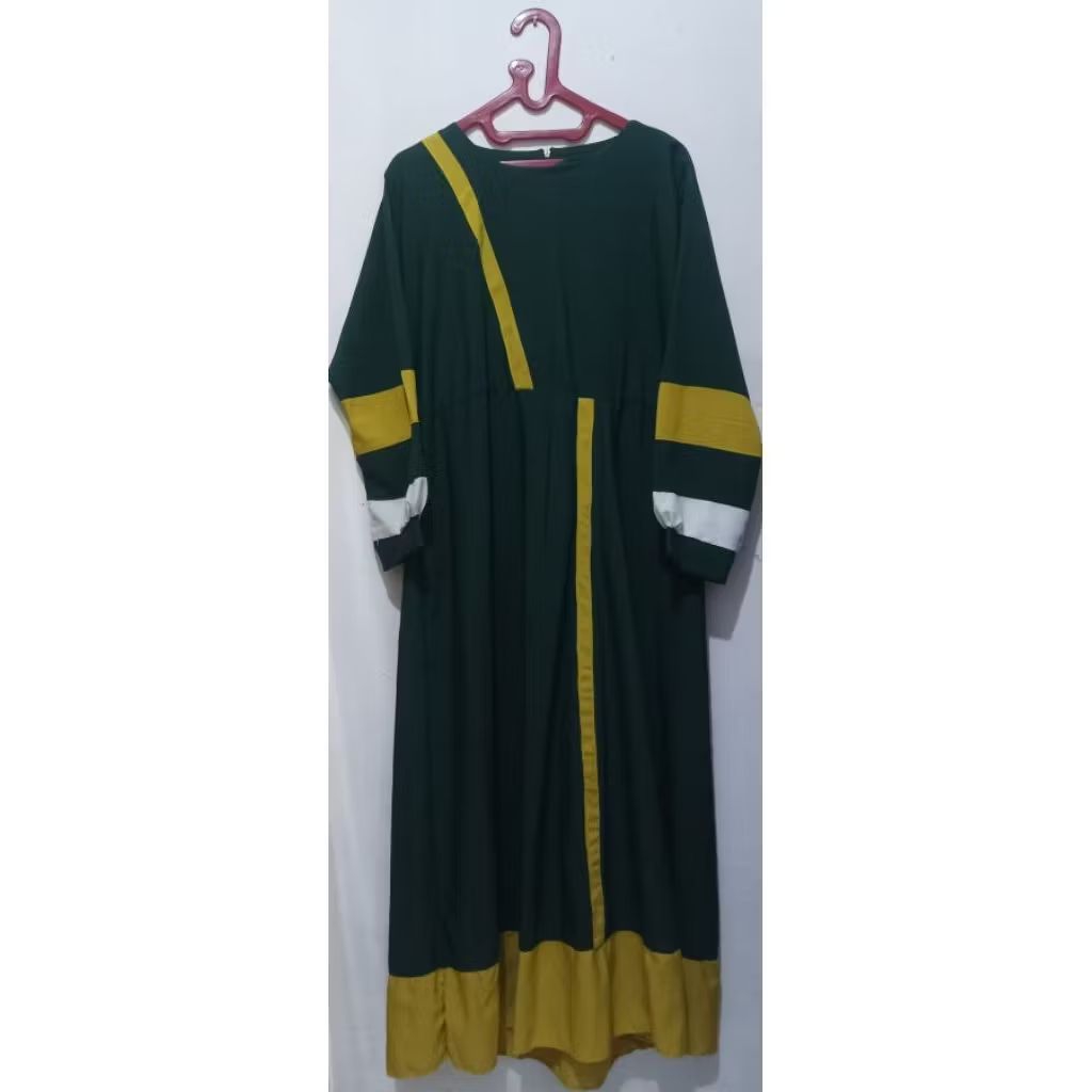 Gamis Panjang Warna Hijau Botol