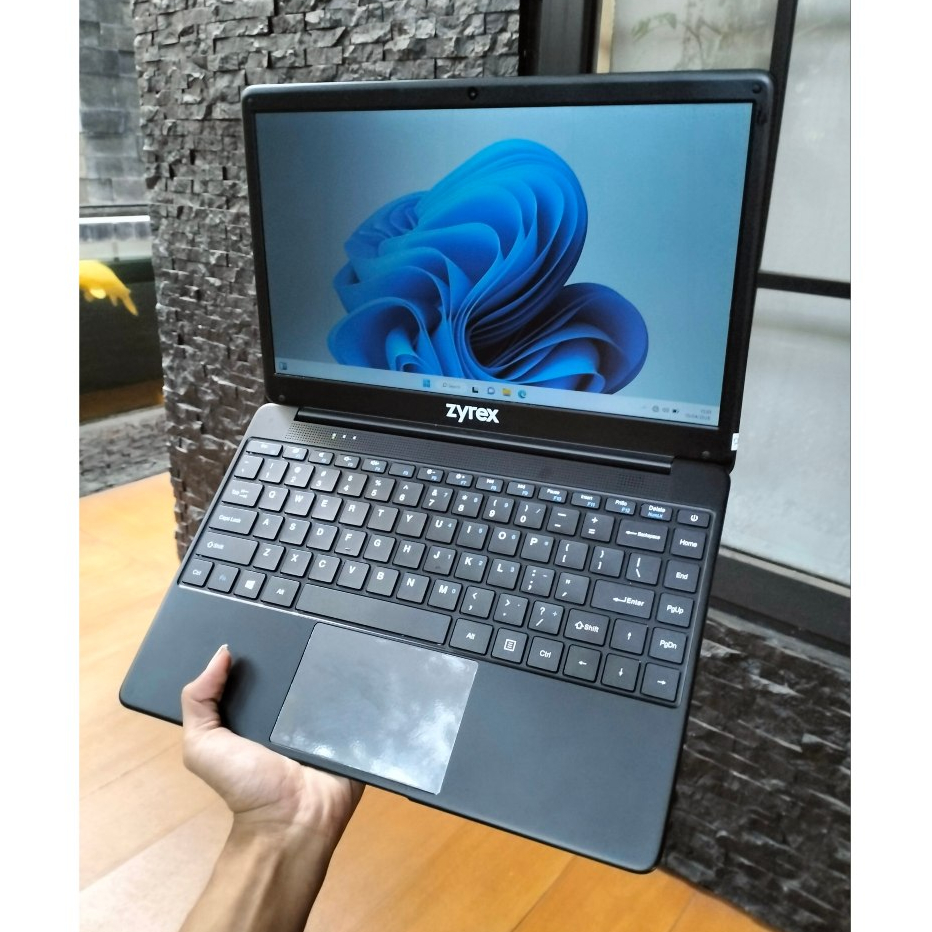 Laptop Zyrex Cruiser 20 Intel Core i3-10110U Ram 4Gb Ssd 256Gb