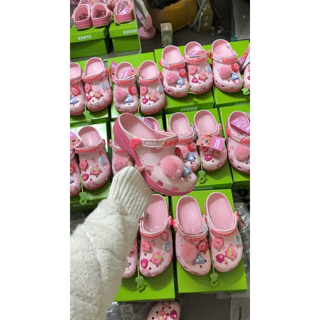 loopy sandal Crocs