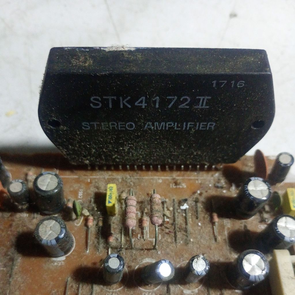 IC Stereo Amplifier STK4172II chip penguat suara stereo bekas cabutan dari bigband Polytron aman nor