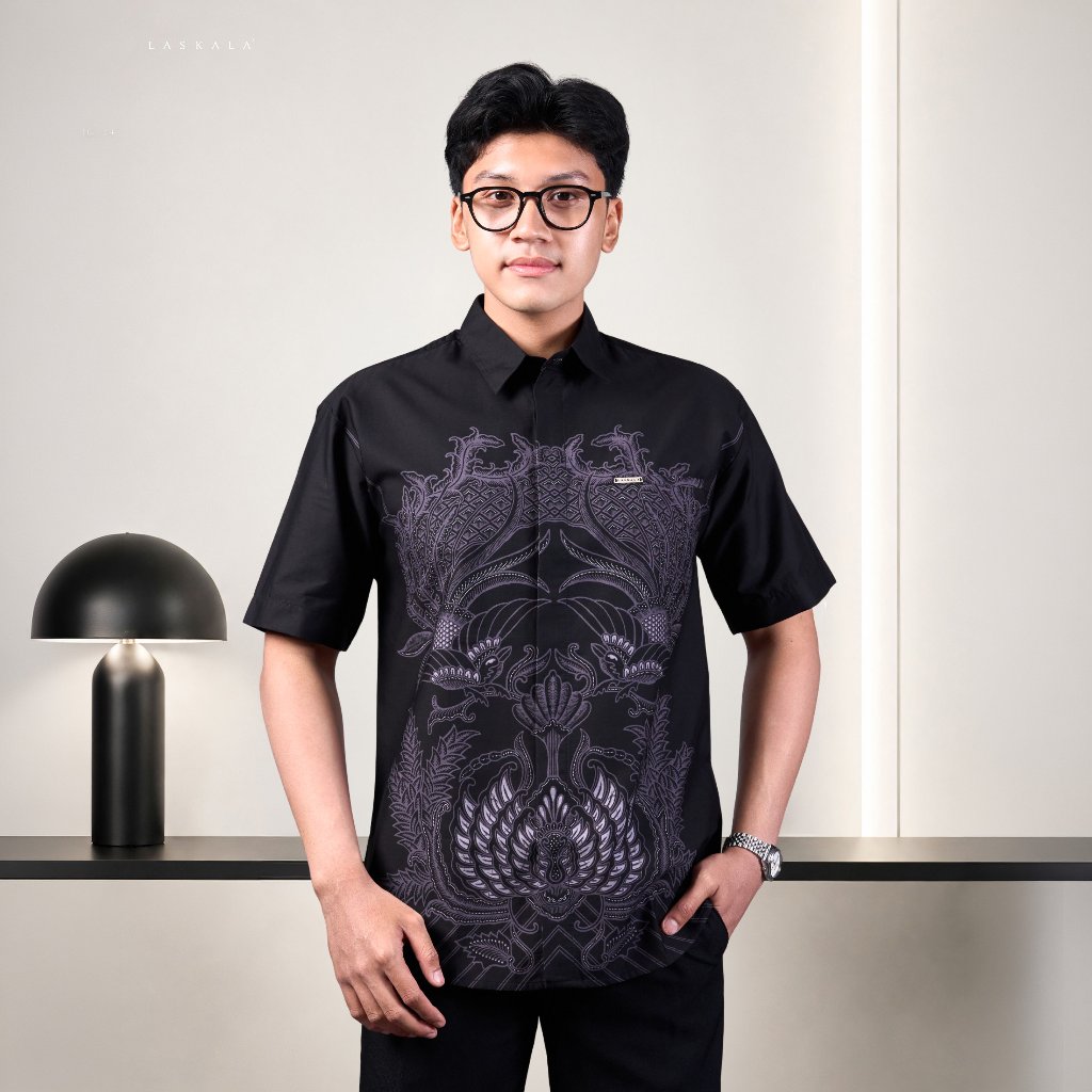 Laskala Batik Premium Pusaka Kemeja Batik Pria Slimfit Lengan Pendek