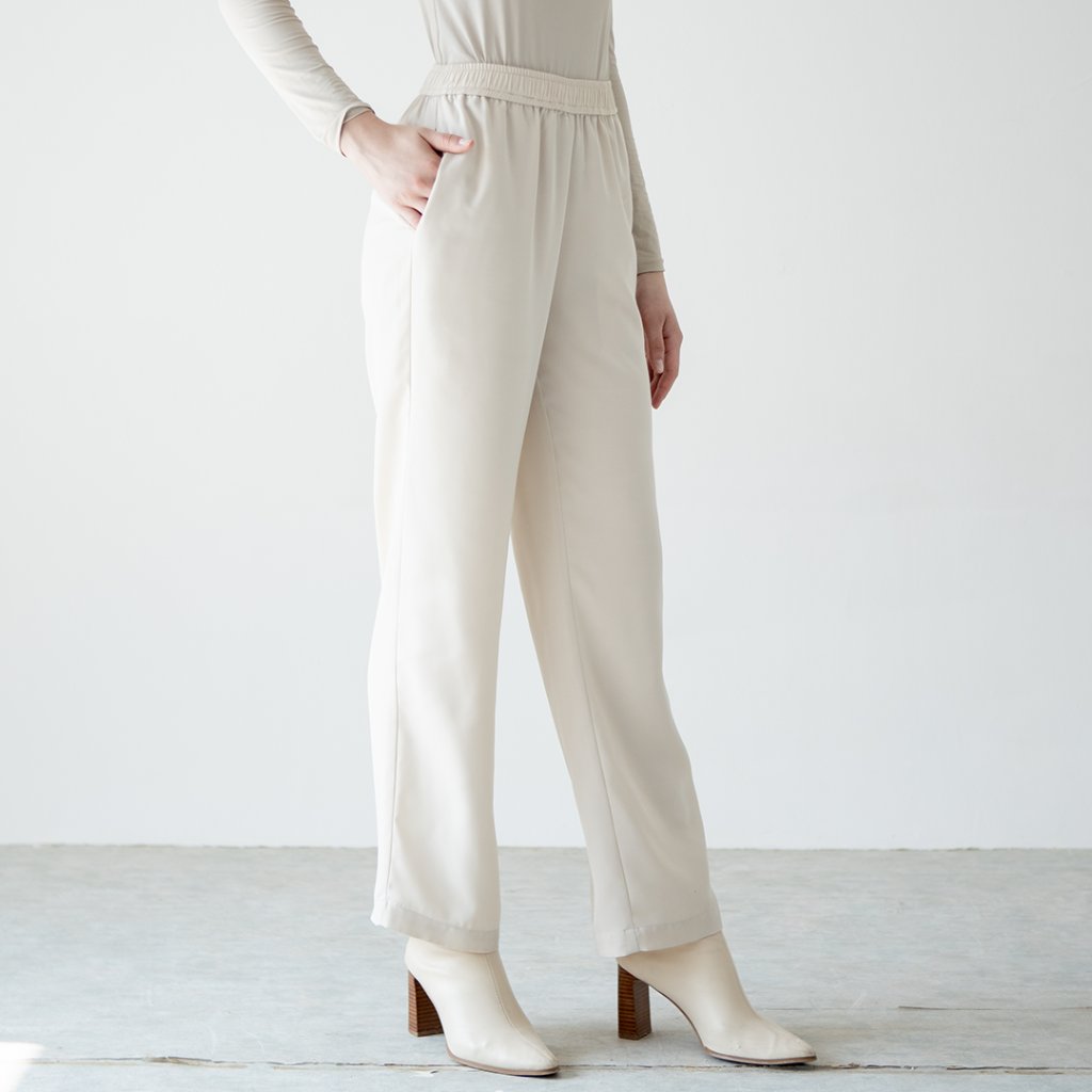 Binar by Aska Label - Celana panjang abu basic dengan kantong dan pinggang full karet Light Grey, Bl