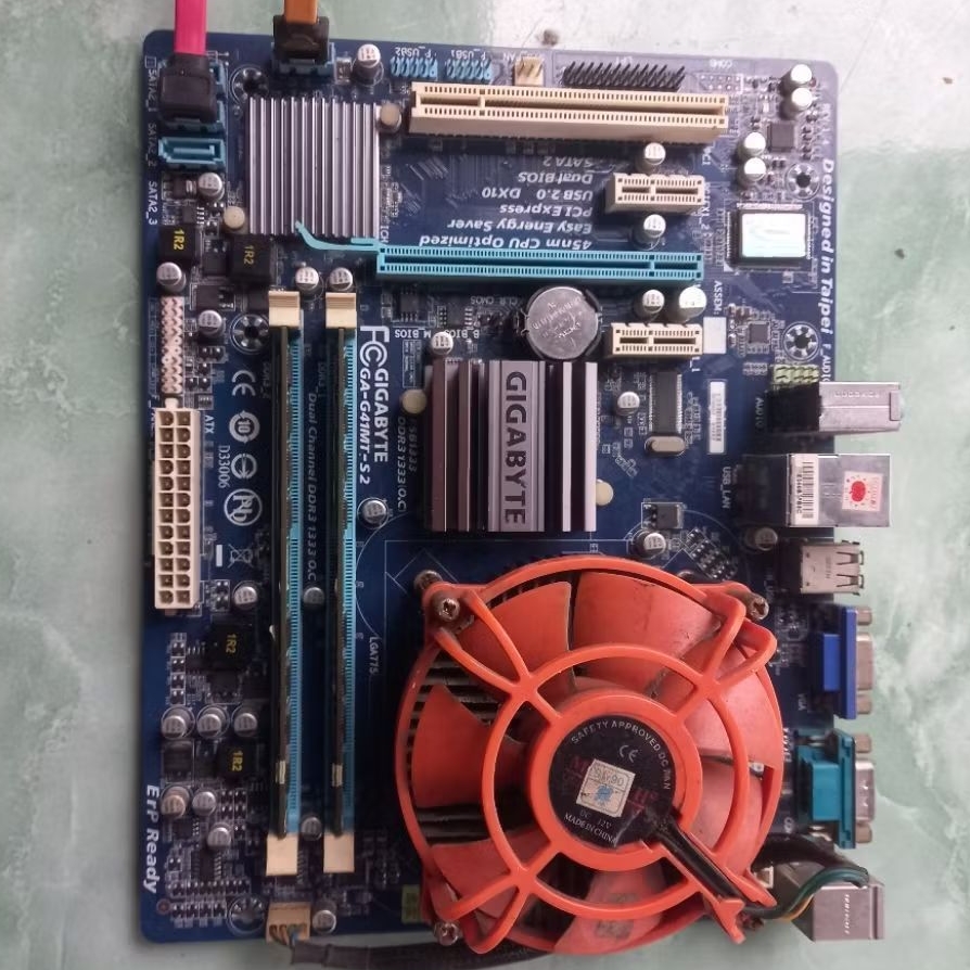 Gygabite G 41 mobo Lga 775 paket lengkap