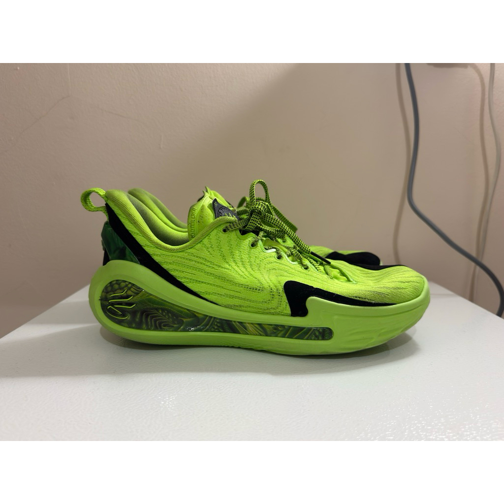 Under Armour Curry 11 & 12 Size 42
