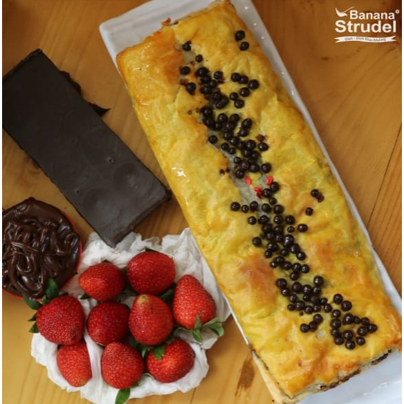 BANANA STRUDEL MALANG