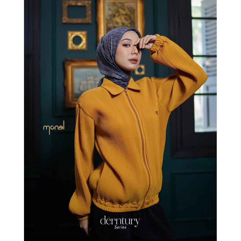 Plis Jacket - by Monel Boutique - Jaket wanita tebal, hangat dan lembut.