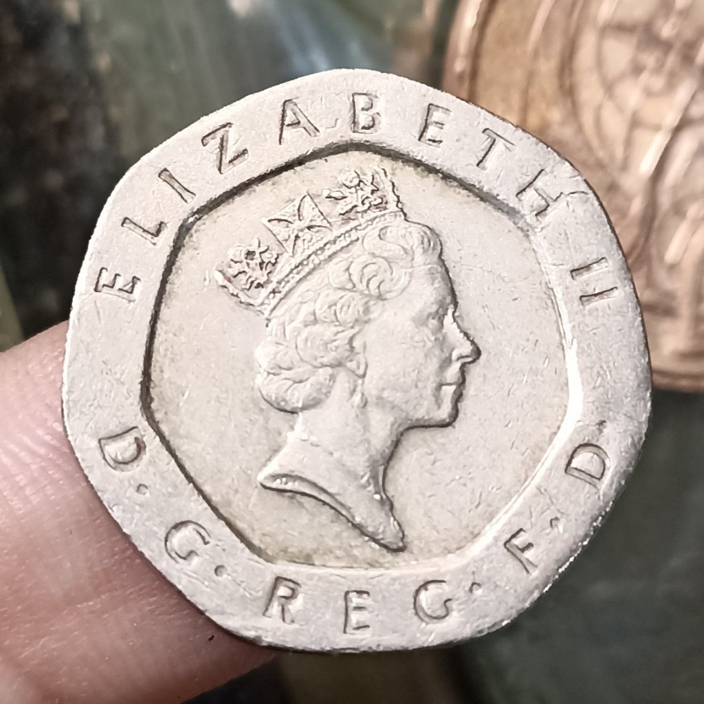 Koin Kuno Asing Inggris UK 20 Pence - Elizabeth II Tahun 1996