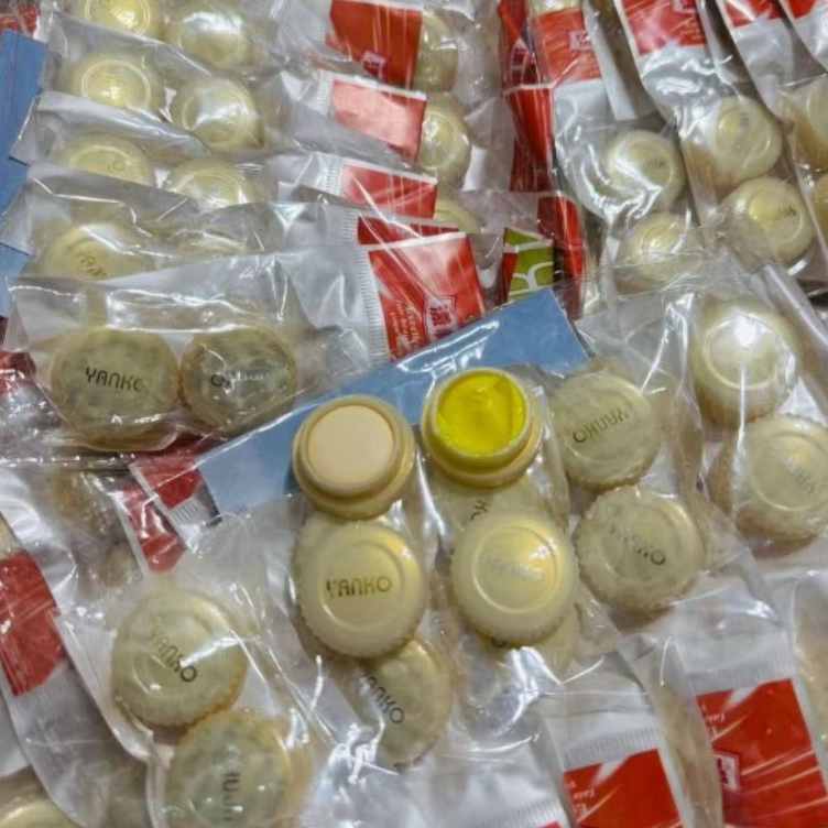 Herbal Yanko Basic 6 siang 6 malam ( 12 pcs ) original pemutih wajah
