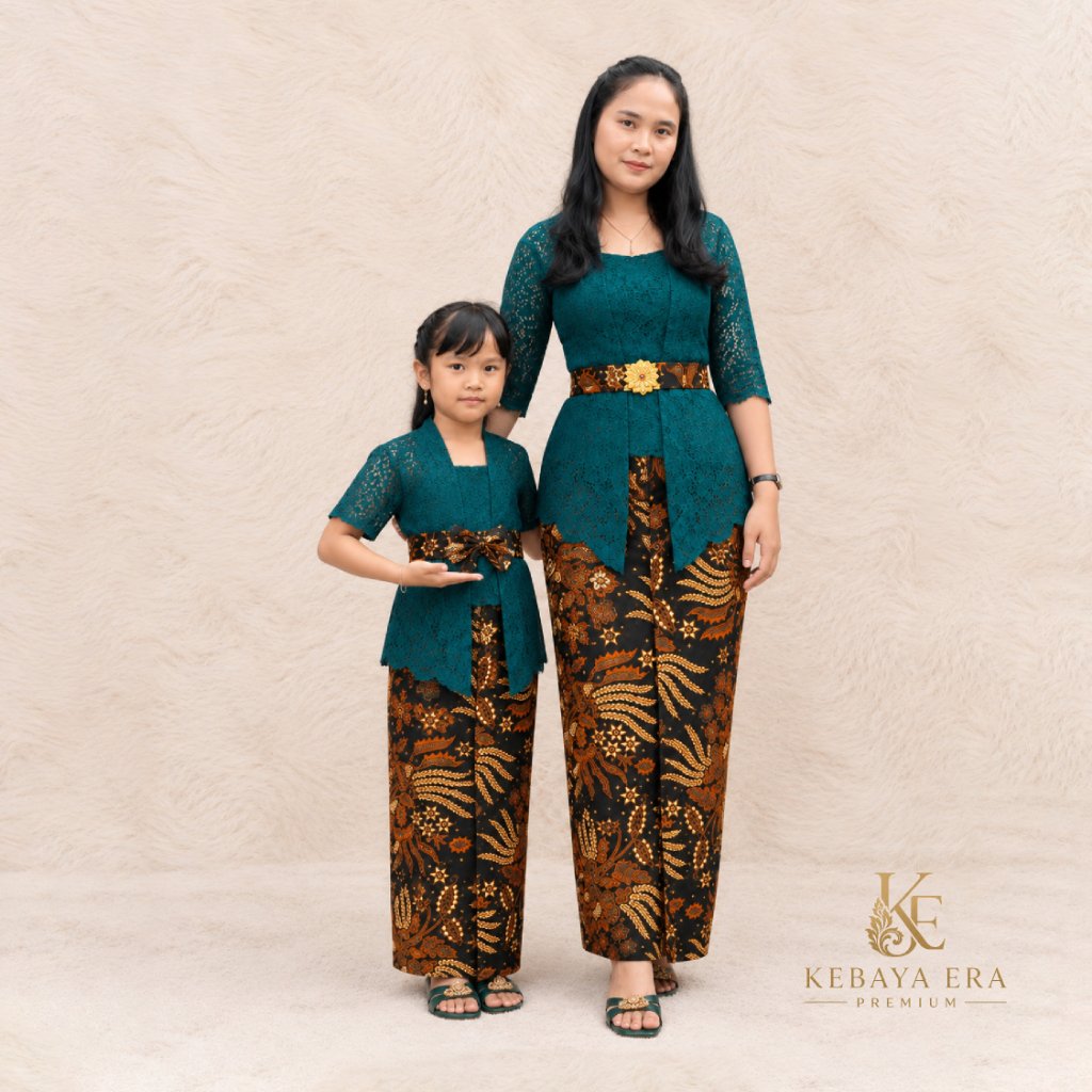 Setelan Kebaya Couple Ibu dan Anak Kebaya Bali Lengan 3/4 & Pendek Rok Batik Panjang