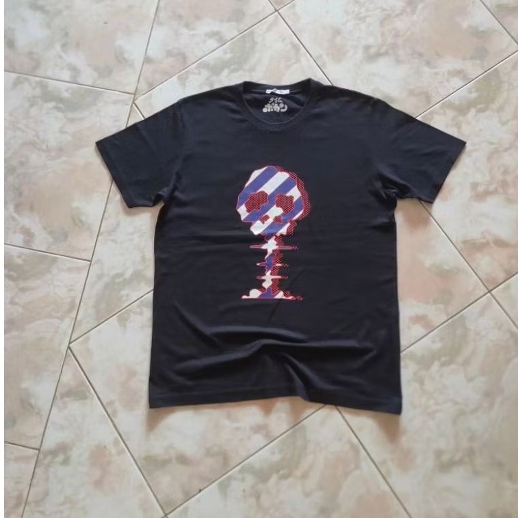 Kaos Uniqlo UT x Time Boka Anime