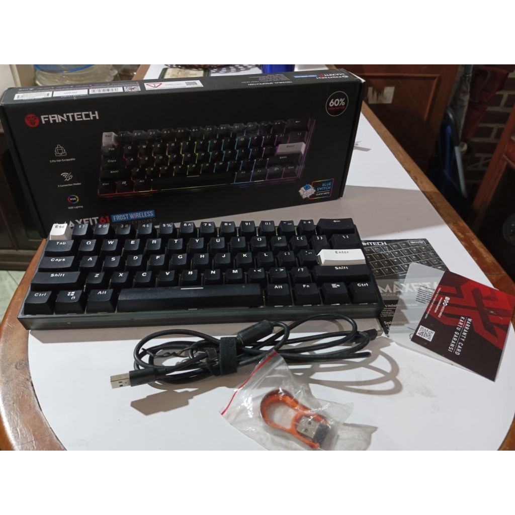 FANTECH MAXFIT61 FROST - Mechanical Keyboard second