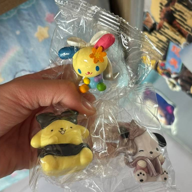 (READY) Sanrio Ballet Ribbon Figure Gashapon - MAROON CREAM/MY MELODY