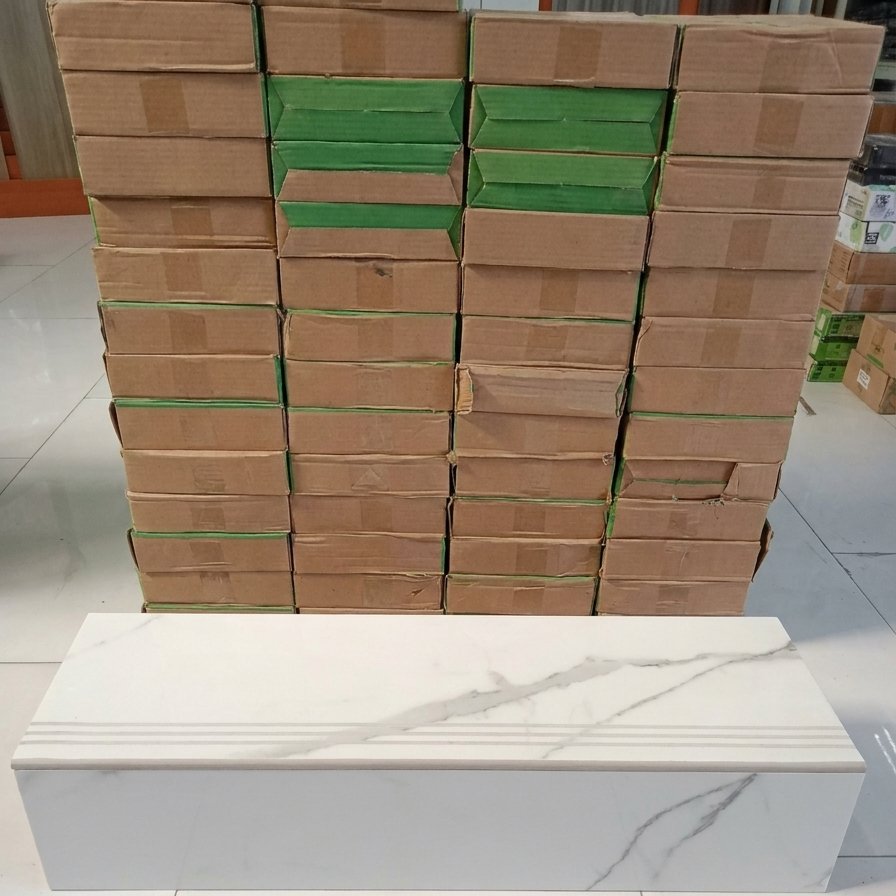 Tangga Kramik Florence Calacatta 30x80 20x80 Pijakan Dinding Stepnosing Custom Granit