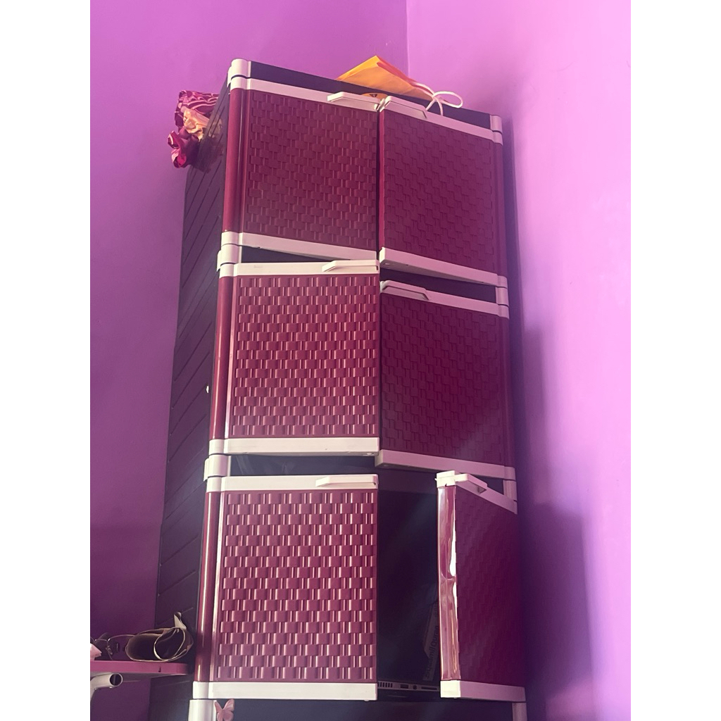 lemari Preloved