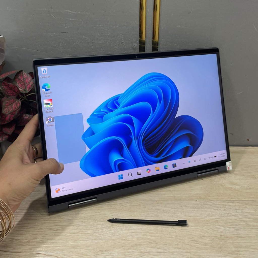 LENOV0 THINKPAD X1 YOGA CORE I7 GEN11 RAM 32GB LAYAR 14 INCH TOUCHSCREEN
