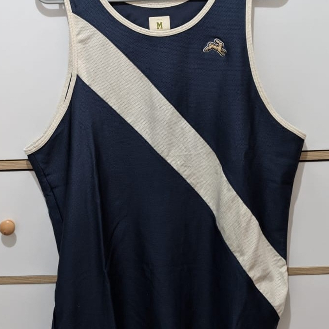 Tracksmith Van Cortlandt Singlet running Jersey Marathon Navy preloved
