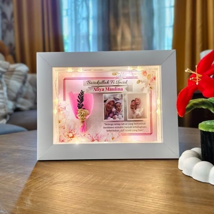 Frame 3D Gift Wisuda Gift Anniversary