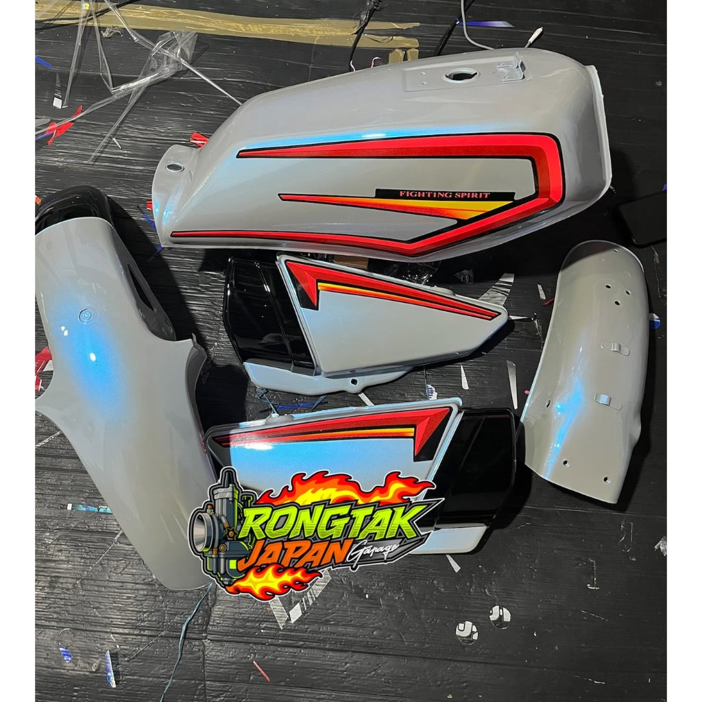 Body Set RX King Custom Silver White Lembayung Biru Bodi Set RX King Custom Lembayung Biru Tangki Ya