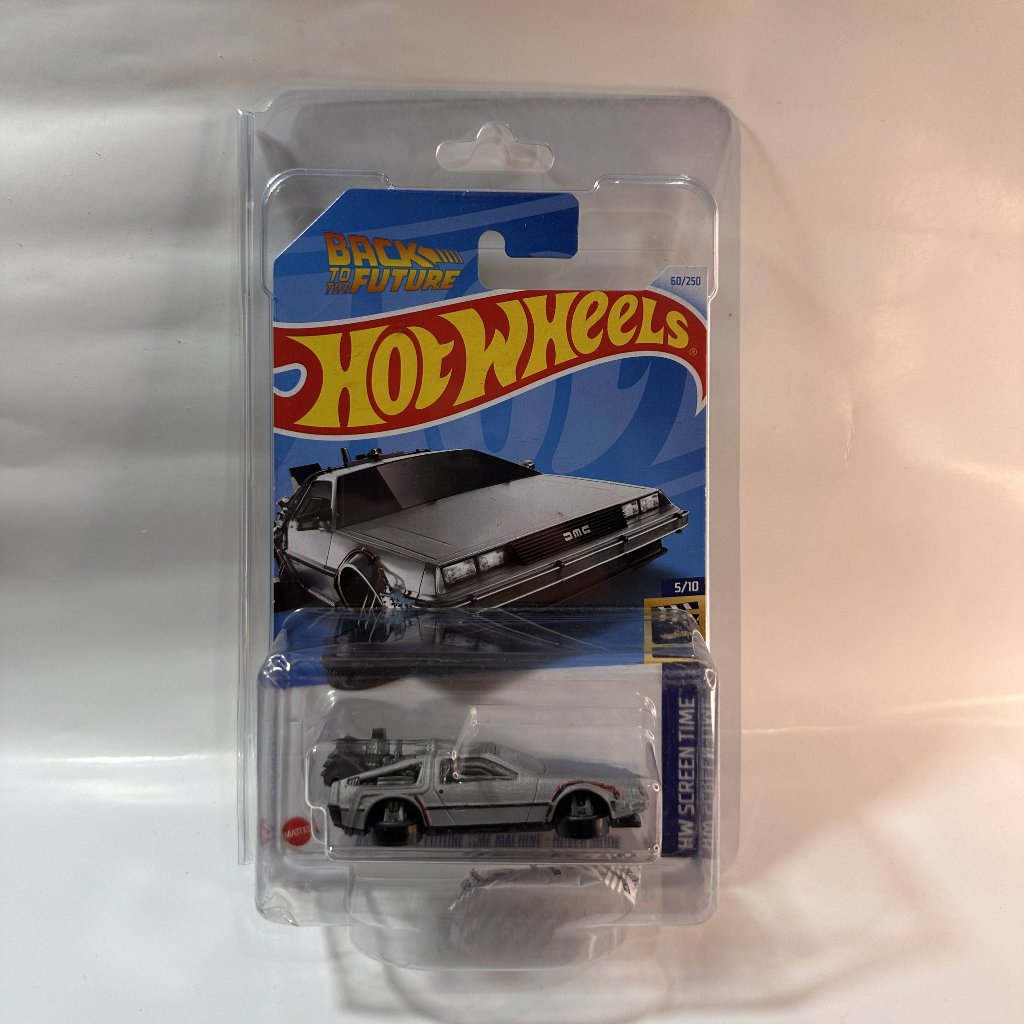 Hot Wheels Back To The Future Time Machine (free protector)