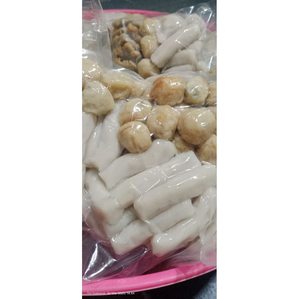 

pempek ikan isi 10pc plus cuka