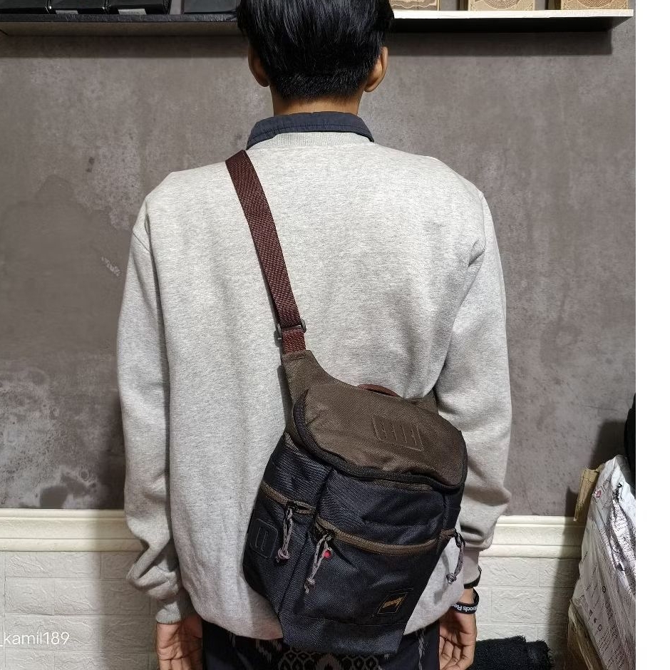 TAS SELEMPANG BLOODS TERRY BLACK BROWN ORIGINAL.