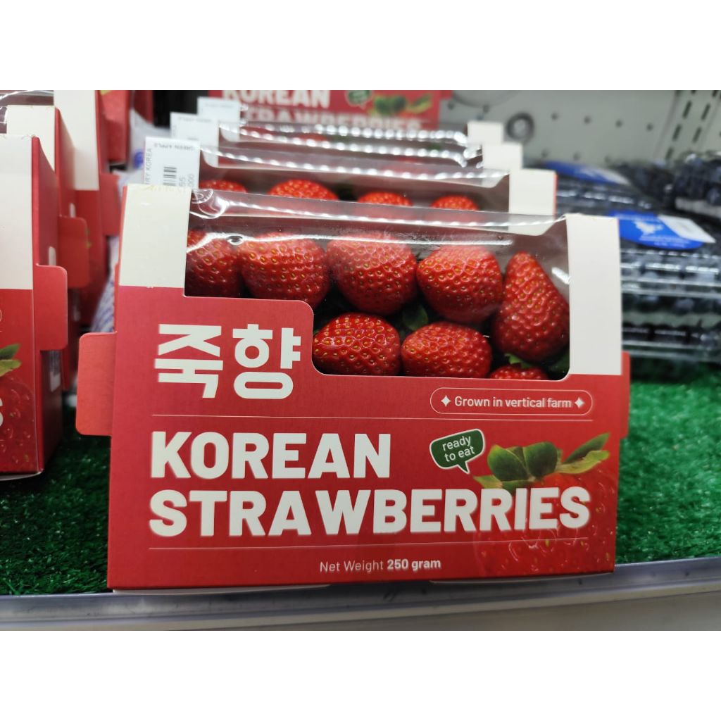

Buah strawberry korean premium manis segar 250 gr