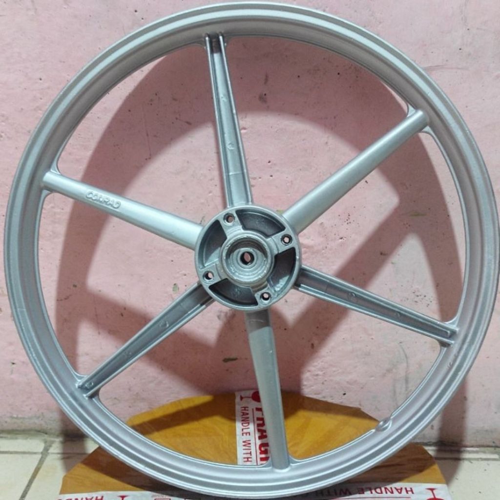 velg depan palang 6 lubang 4 motor Revo lama Supra x jumbo asli Honda original copotan motor