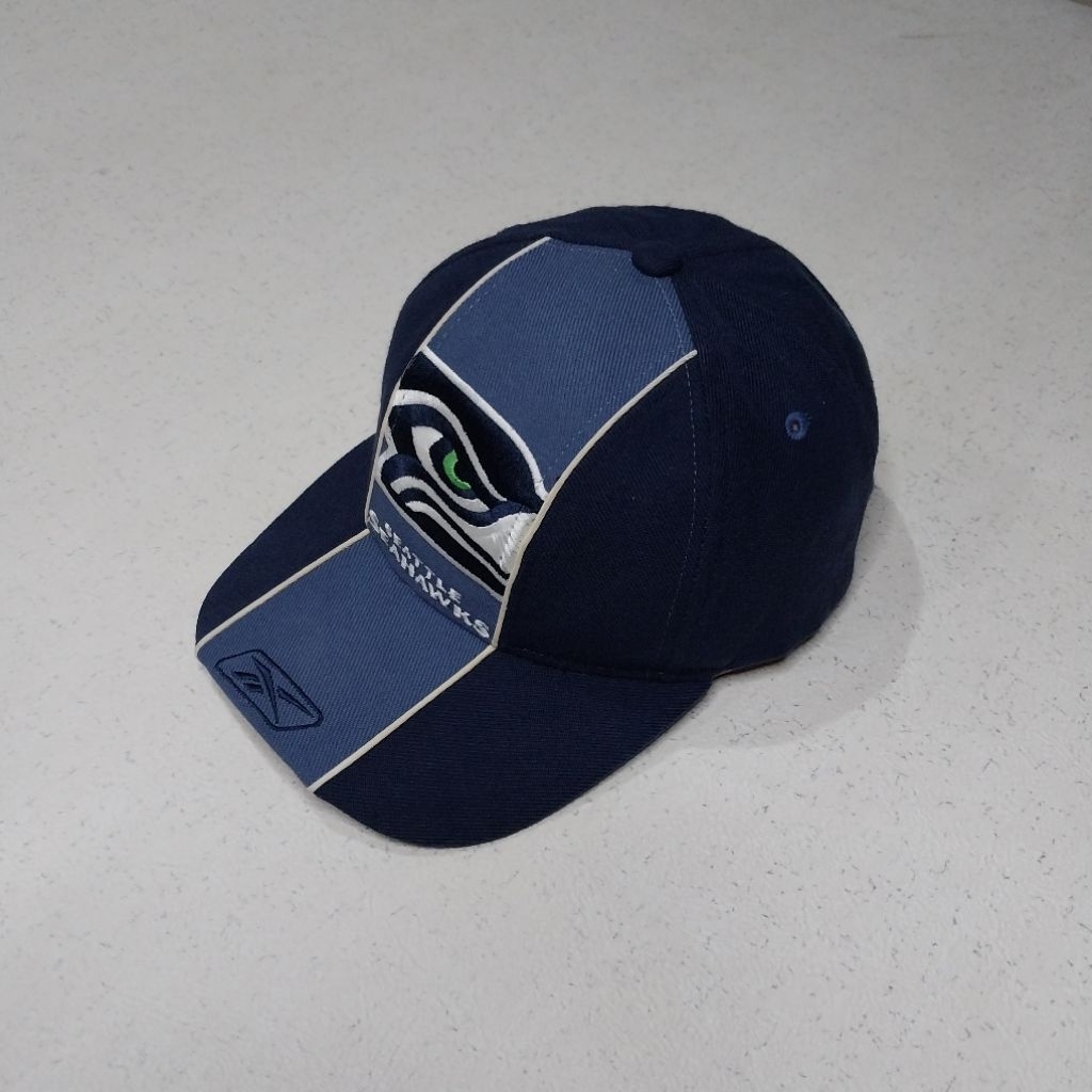 cap nfl x Reebok