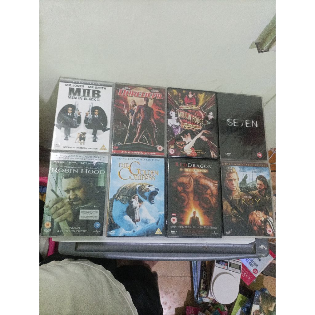 DVD original Reg 2 (2 Disc ) Sixth Sense, Tinker Tailor Soldier spy, league of extraordinary Gentlem