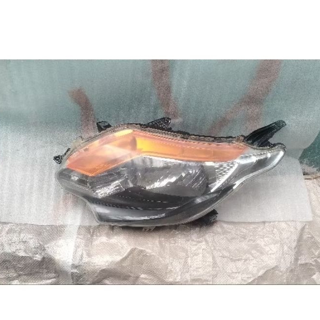 headlamp Mitsubishi Triton lampu depan triton strada