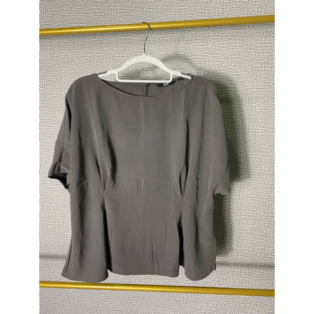 uniqlo blouse