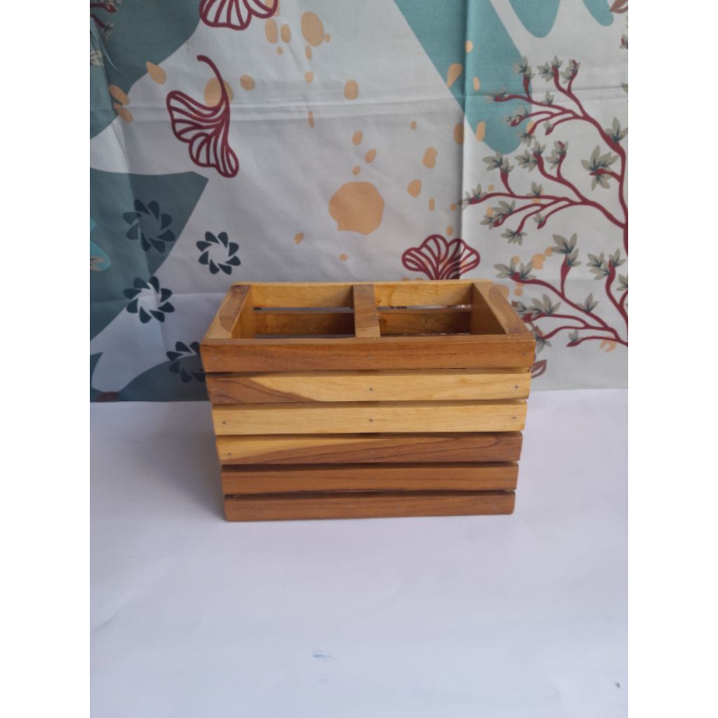 TEMPAT SENDOK MINIMALIS KAYU JATI