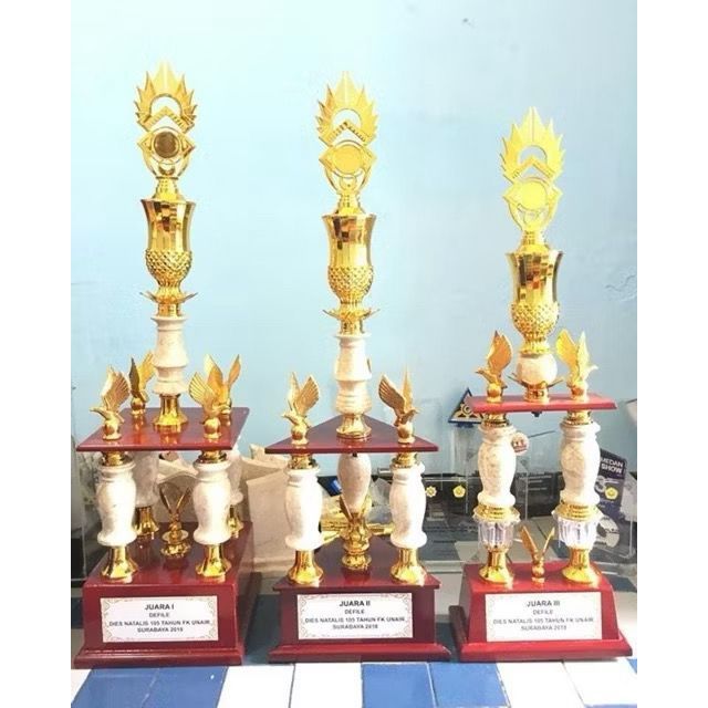 Piala Marmer Kaki 4