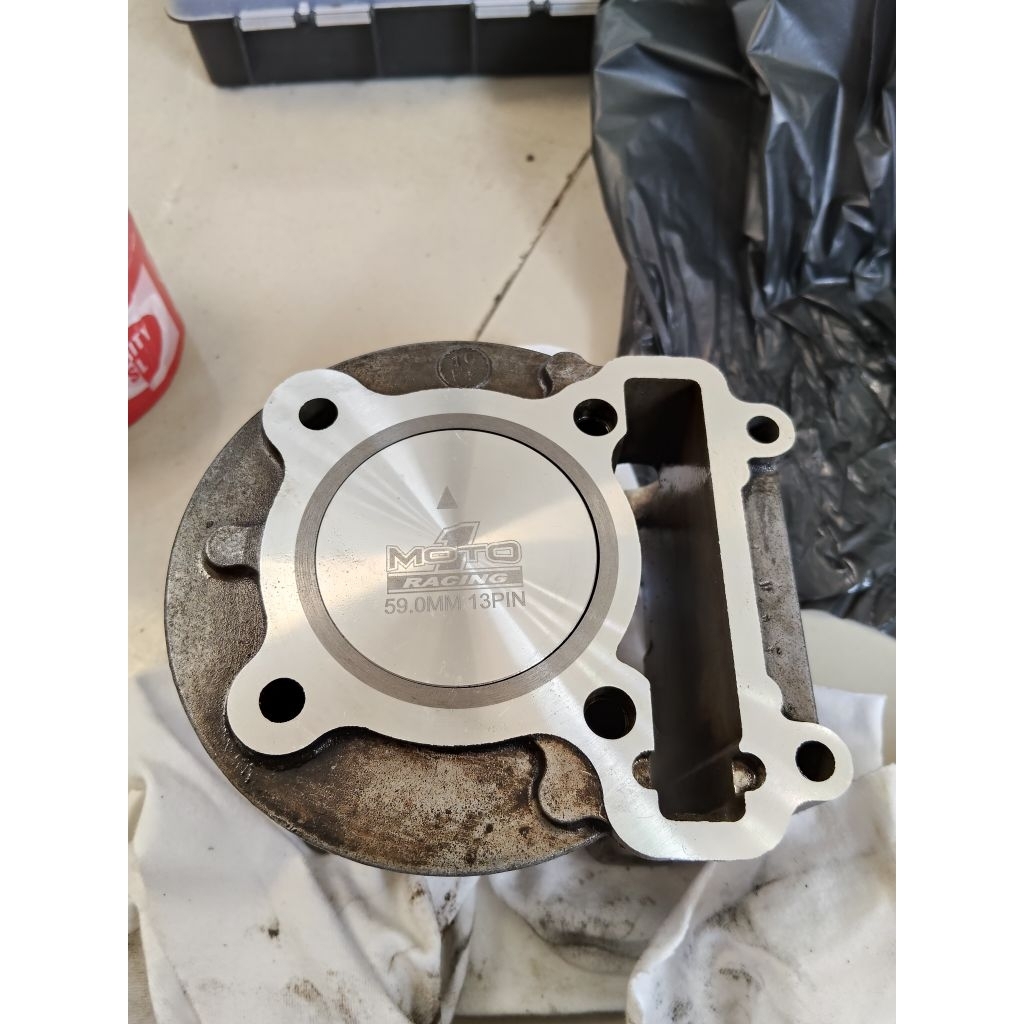 Block mio dan Piston moto1 59mm pen 13