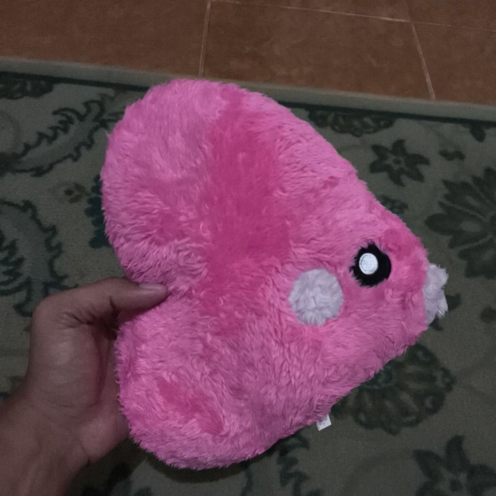 Boneka Pokemon Luvdisc Banpresto