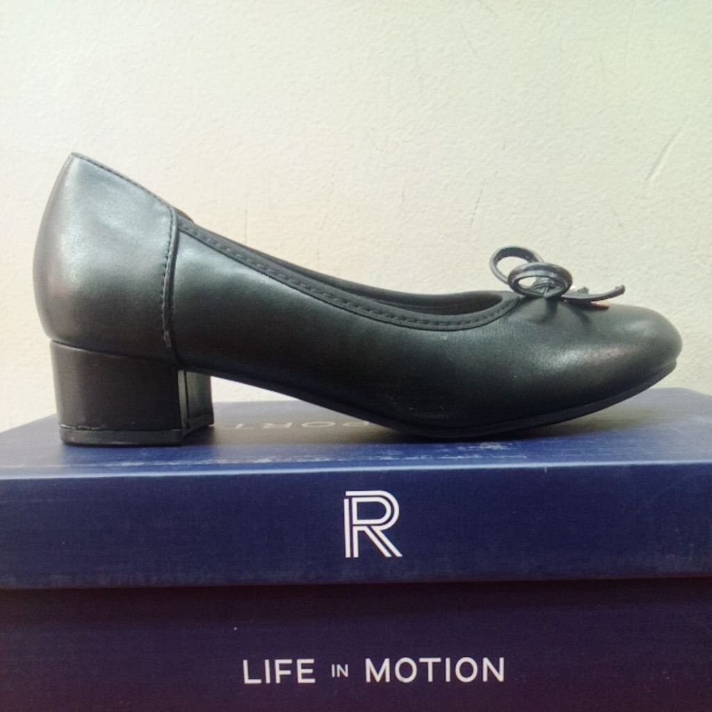 Sepatu kerja wanita Rockport Erren