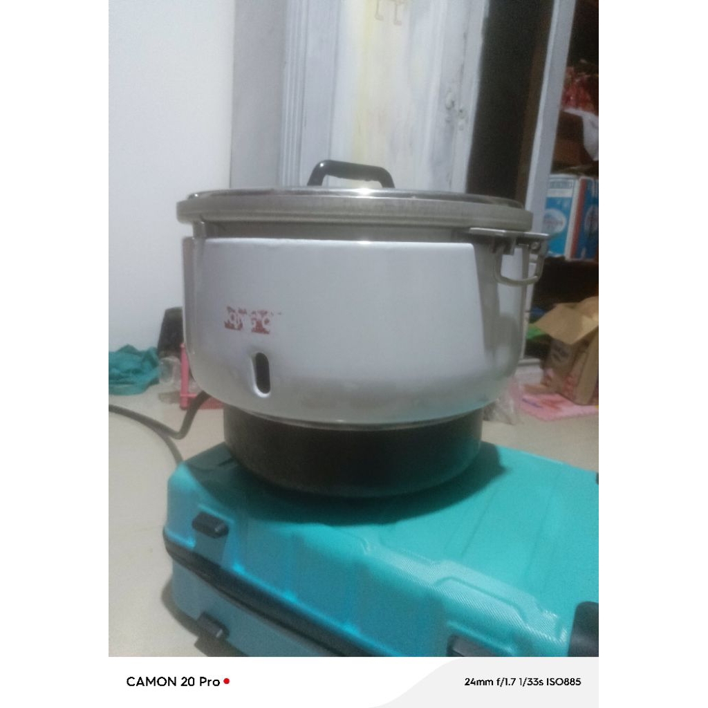 RICE COOKER KING CHEF  KOMPOR GAS 10 LITER BEKAS