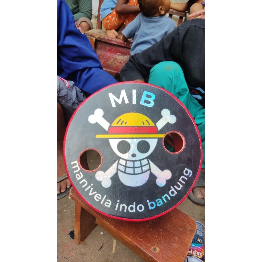 BLADU BRAZIL SERI ONE PIECE 30 CM CARRETILHA GULUNGAN LAYANGAN