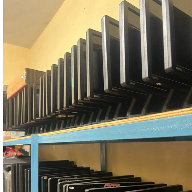 READY MONITOR 16 INCH MURAH