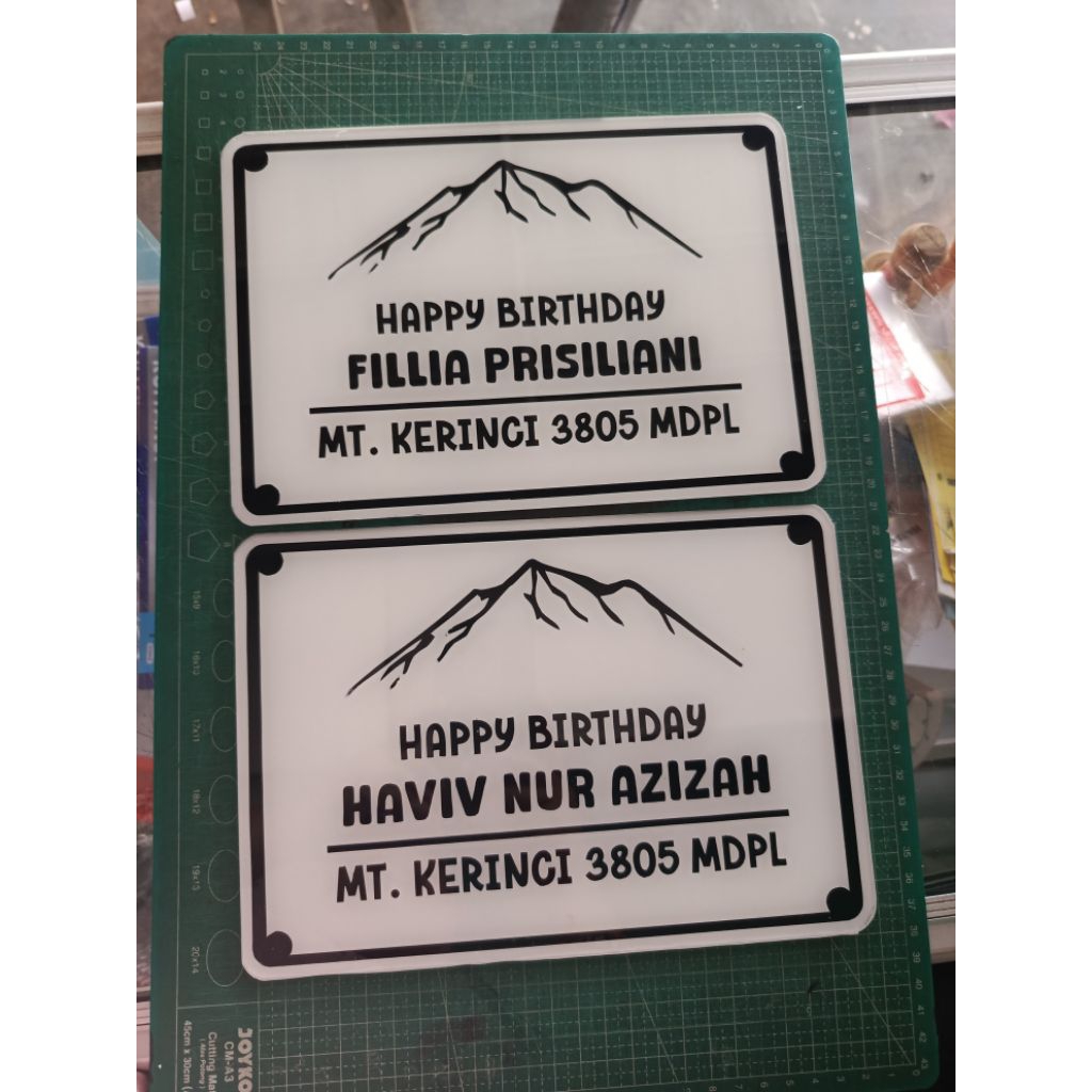 

Papan Ucapan Akrilik