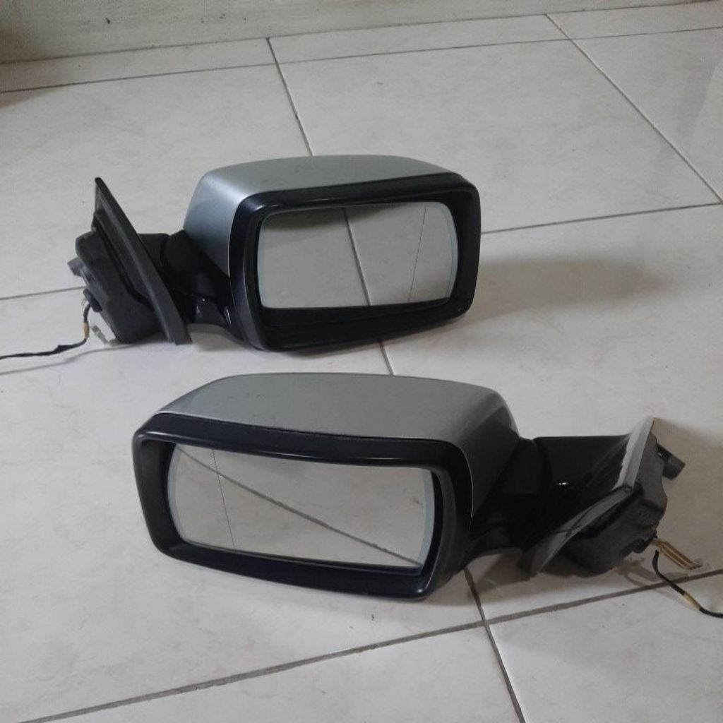 Spion BMW X3 E83 Retract Original Sepasang
