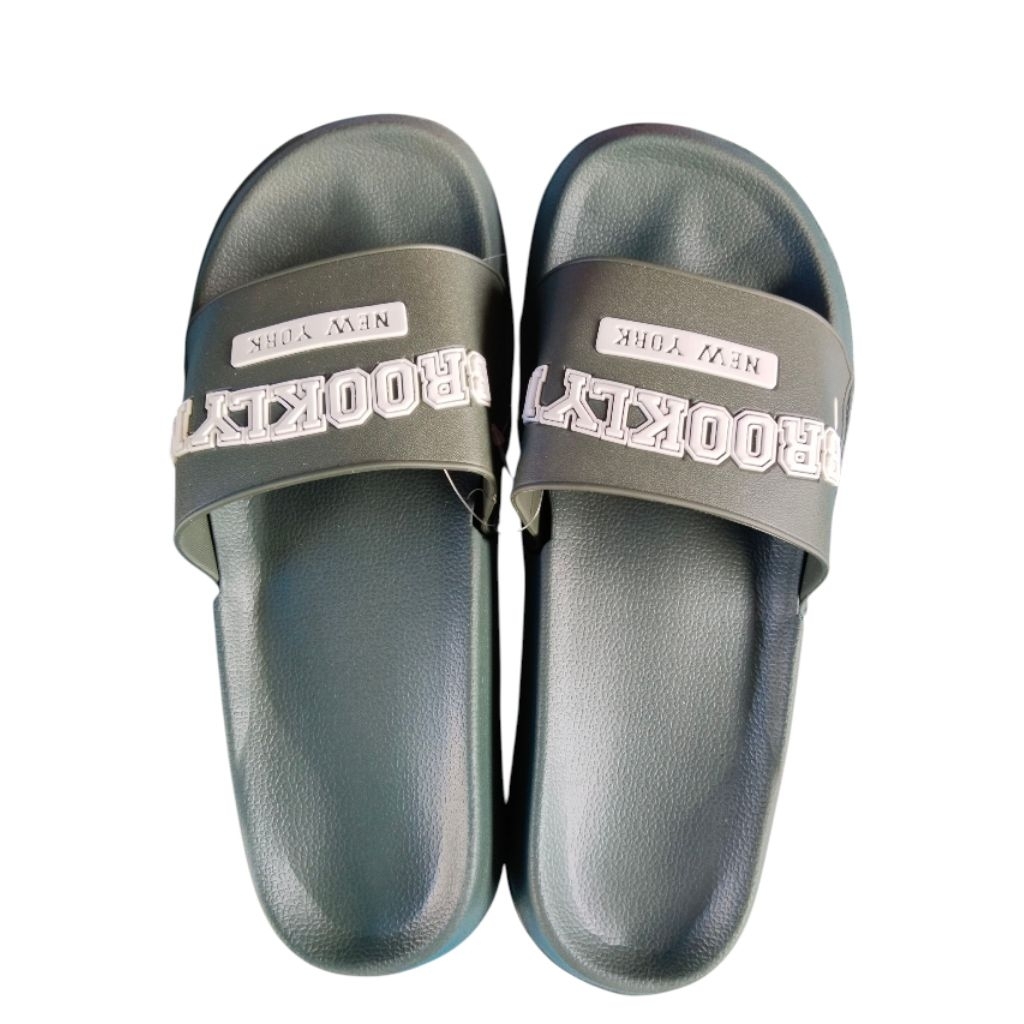 Sandal pria anti slip hijau army