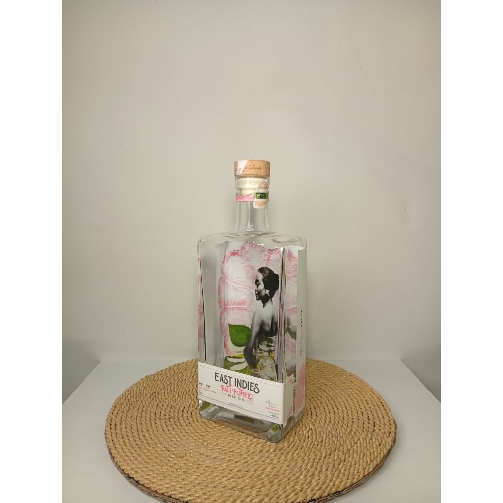 Botol Only Pajangan Hiasan Dekorasi East Indies