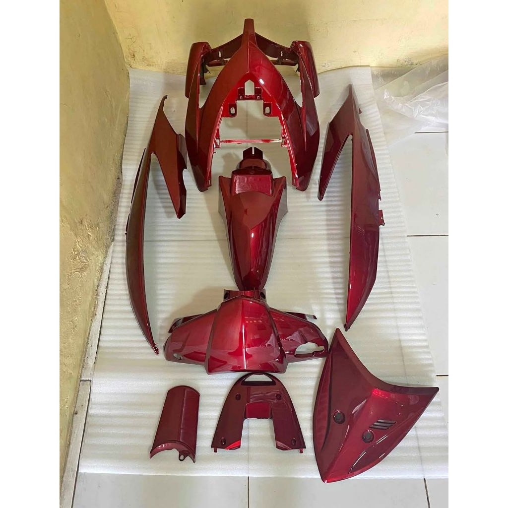 Cover full body halus motor Vario 110 karbu warna merah candy