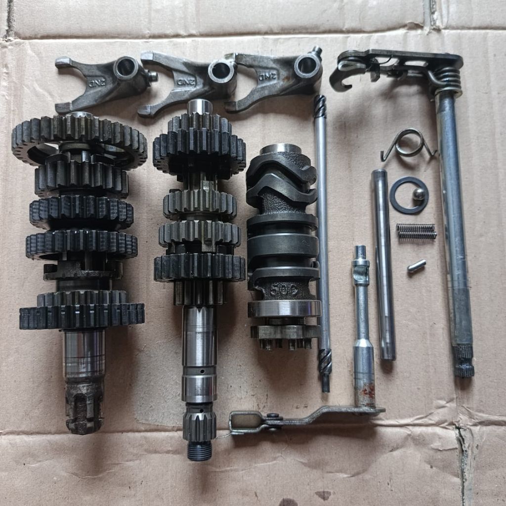 Rasio 6 Speed R15V3 VVA Original