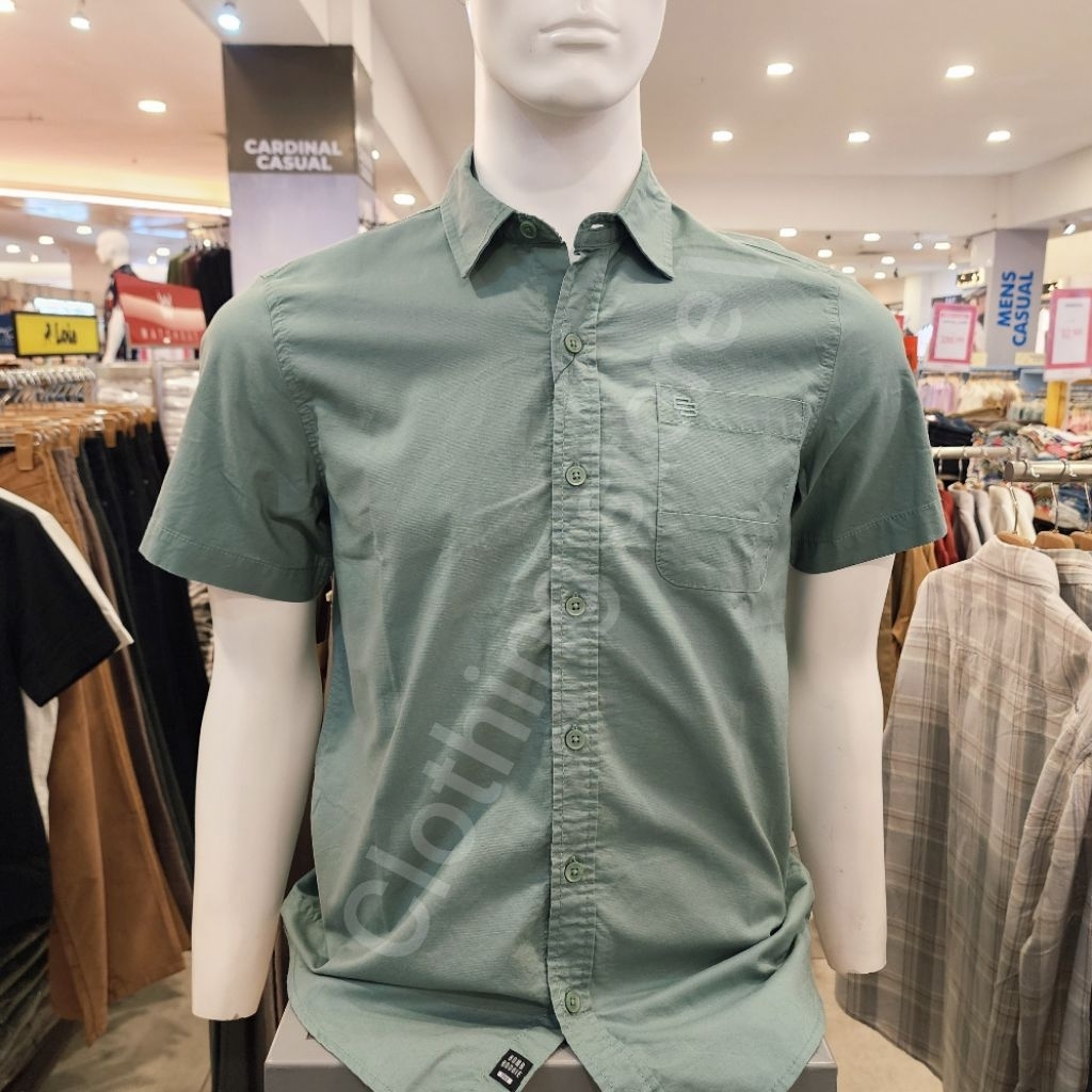 BOMBBOOGIE ORIGINAL kemeja pria lengan pendek sage 22951B5SA